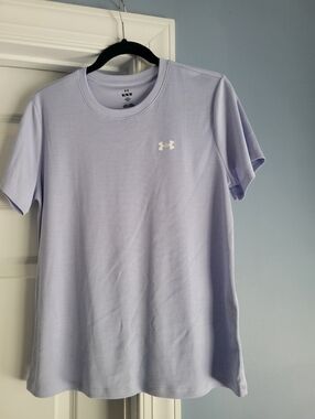 BNWOT Under Armour Short Sleeved Shirt